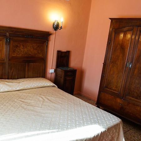 Antica Dimora Della Racchetta Hotell Ferrara Exteriör bild