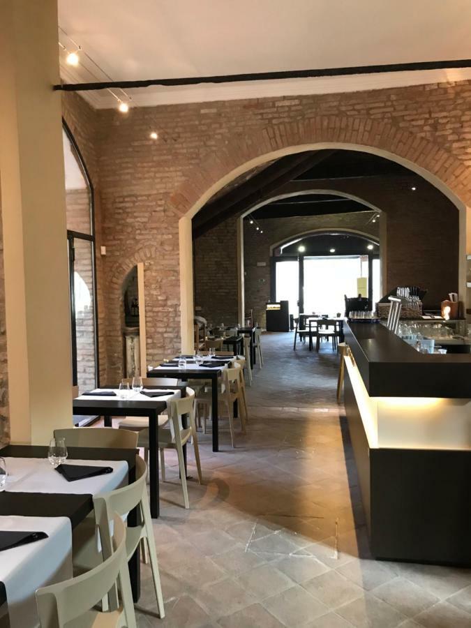 Antica Dimora Della Racchetta Hotell Ferrara Exteriör bild